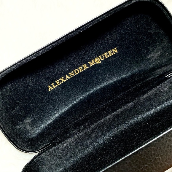 Alexander McQueen Hard Sunglass Case (only) - Picture 3 of 4